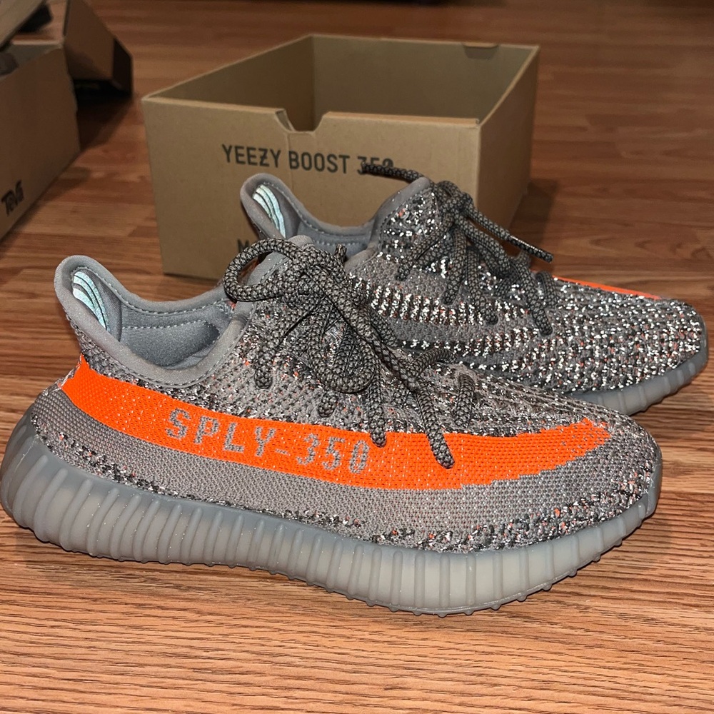 Yeezy Boost 350 V2